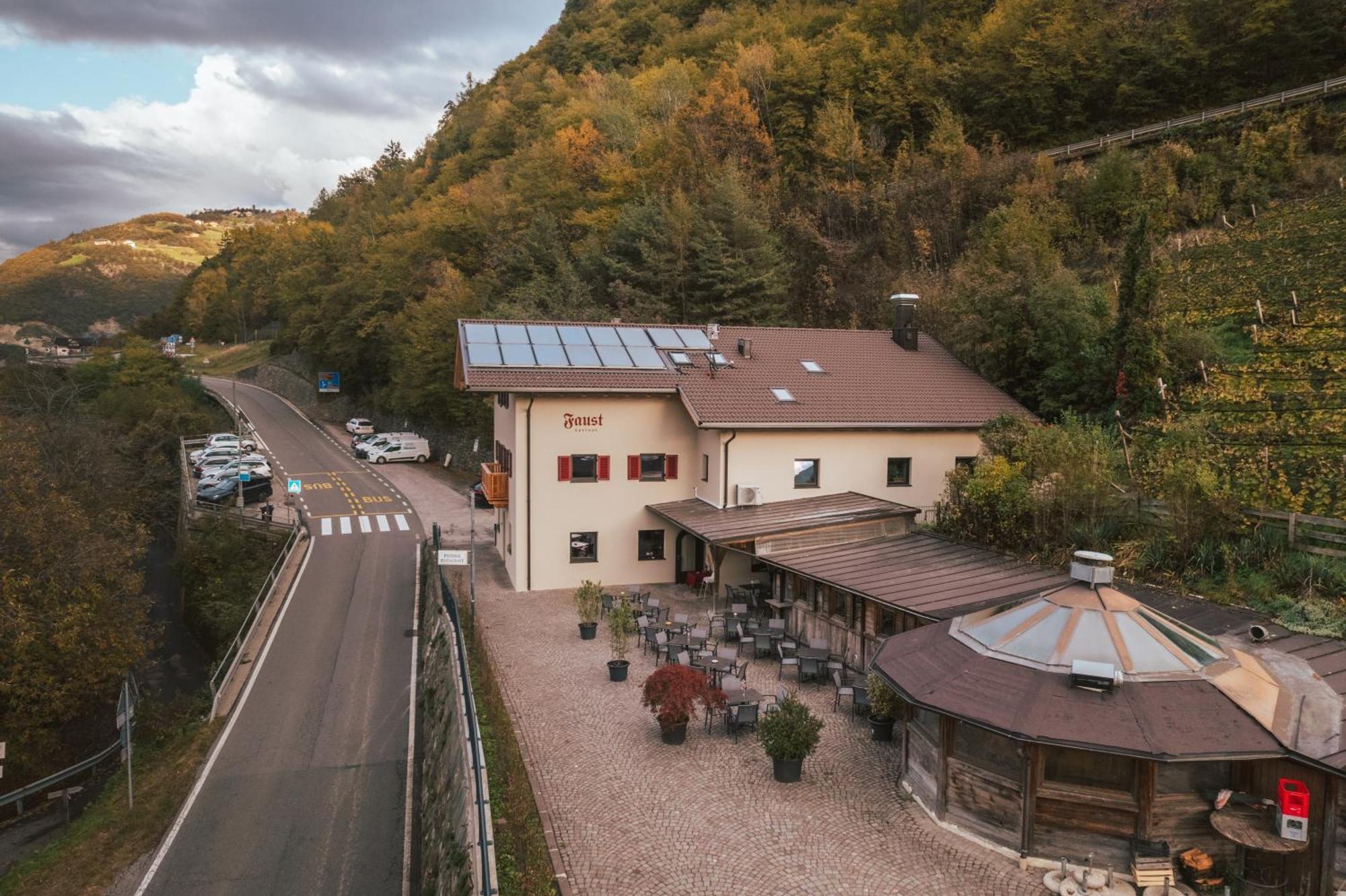 Gasthof Faust 菲耶 外观 照片
